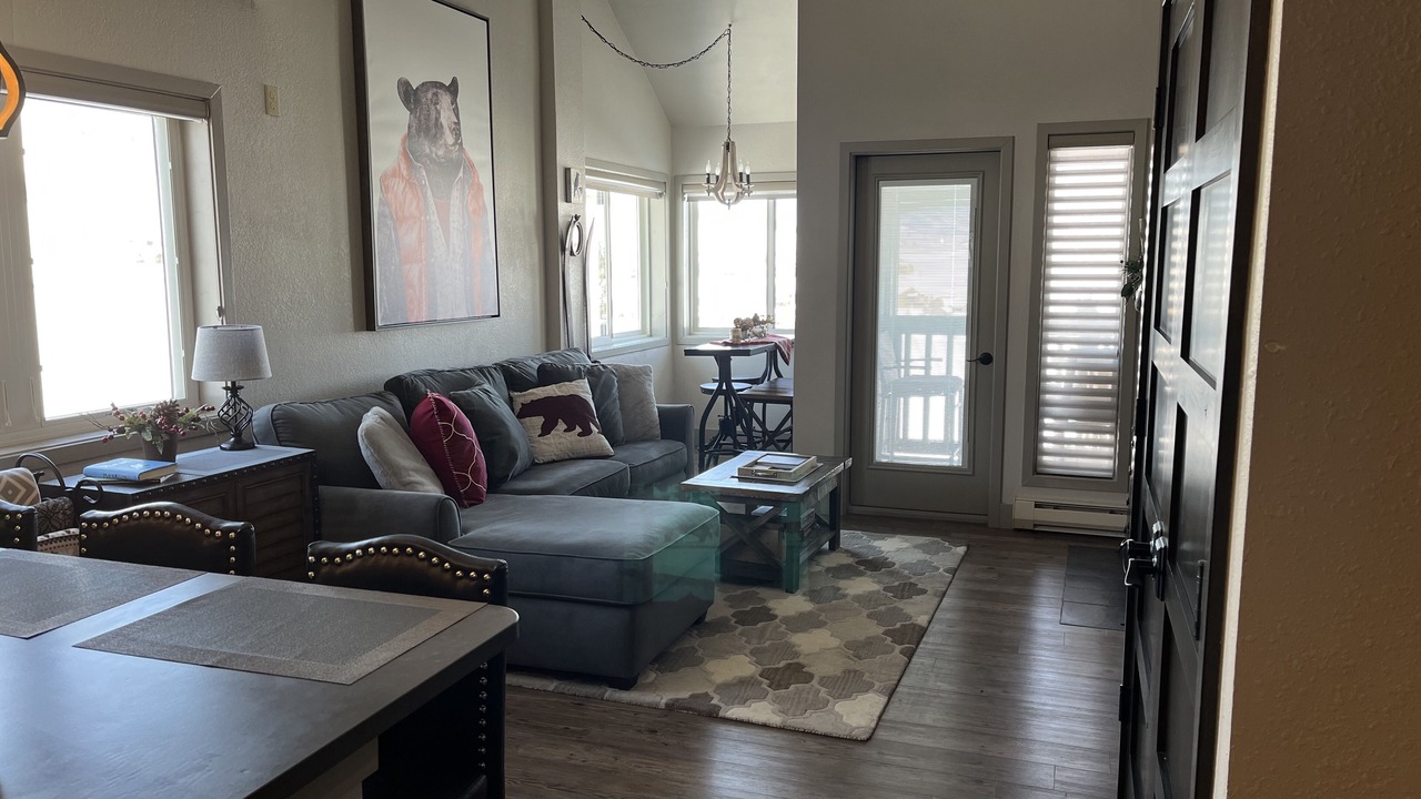 Photo of Livingroom in Silvercreek