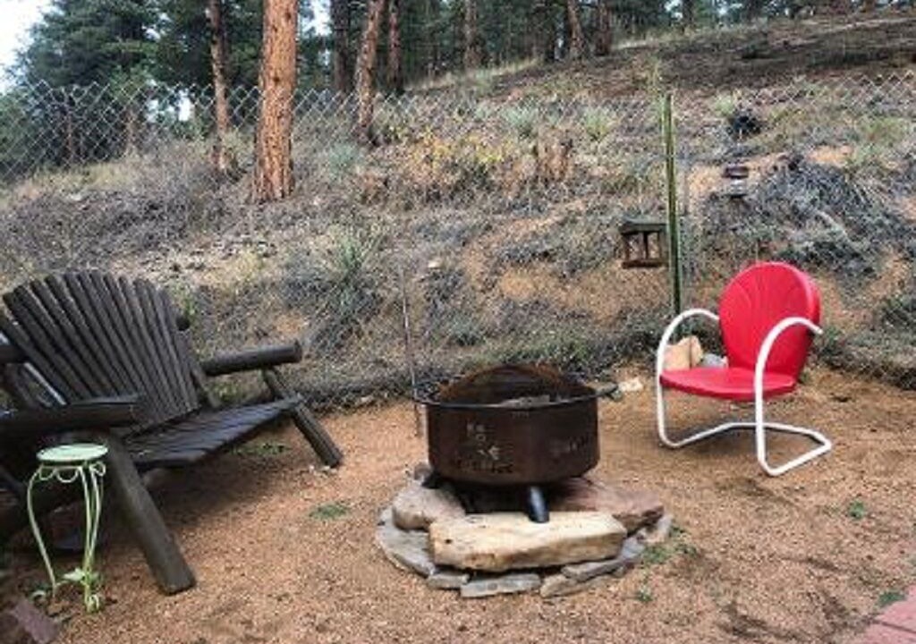 Photo of Outdoor in Pine