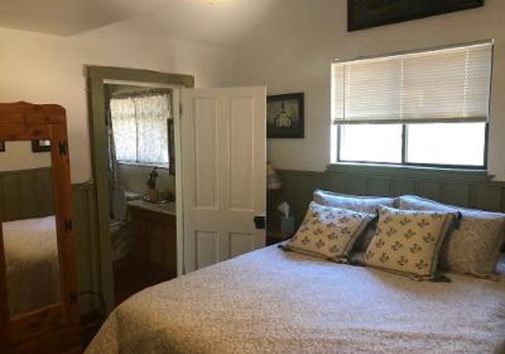 Photo of Bedroom in Pine