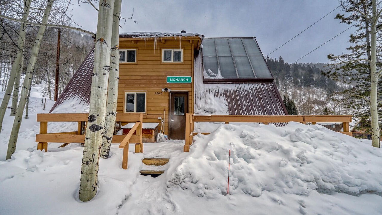 Photo of Outdoor in Garfield