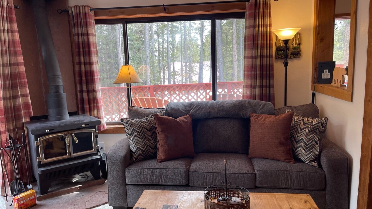 Photo of Livingroom in Saint Mary's