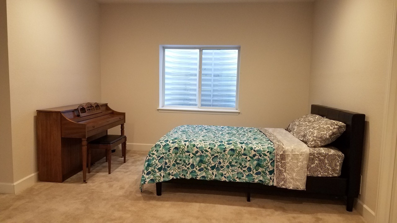 Photo of Bedroom in Erie