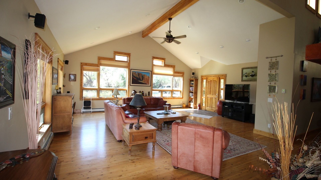 Photo of Bedroom in Redlands