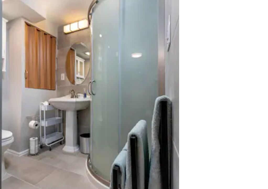 Photo of Bathroom in Ken Caryl