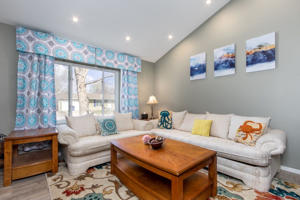 Photo of Bedroom in Ken Caryl