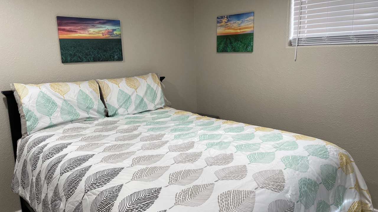 Photo of Bedroom in Holly