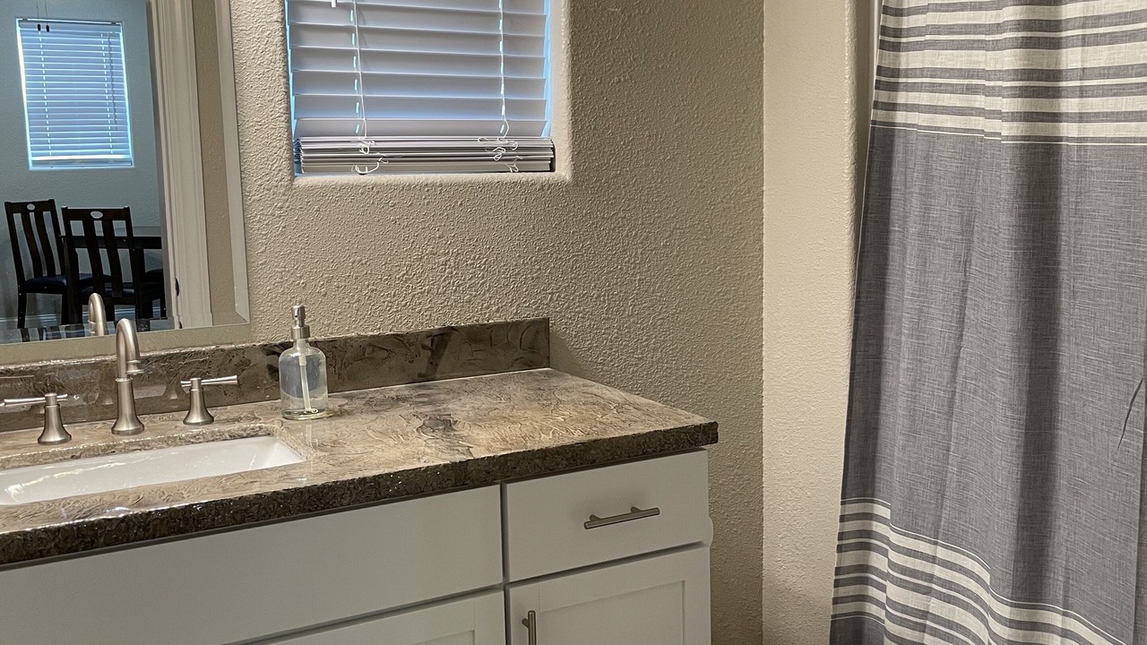 Photo of Bathroom in Holly