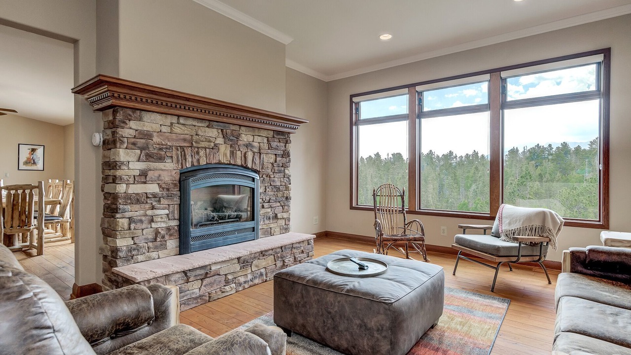 Photo of Livingroom in Woodland Park