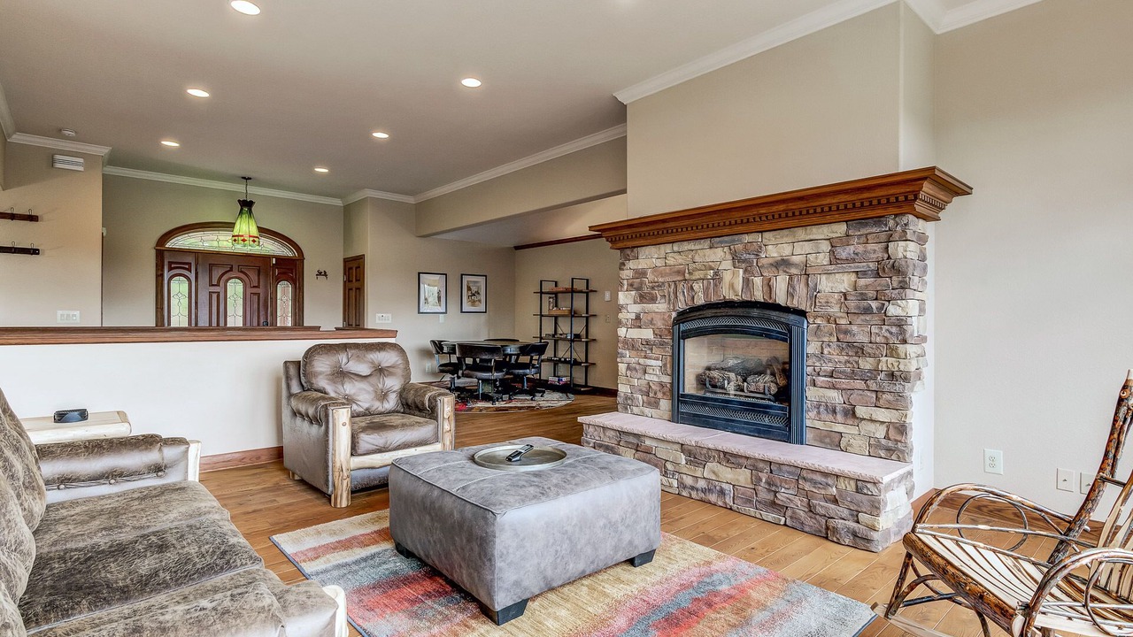 Photo of Livingroom in Woodland Park