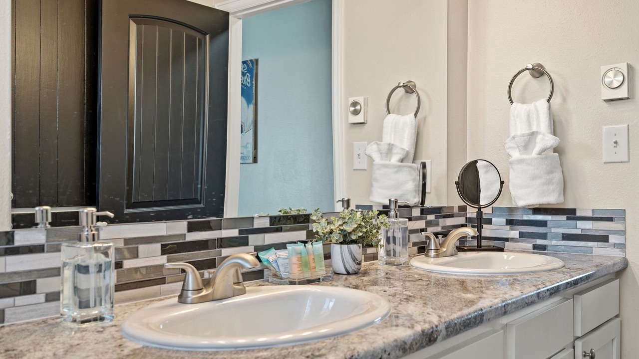 Photo of Bathroom in Loveland