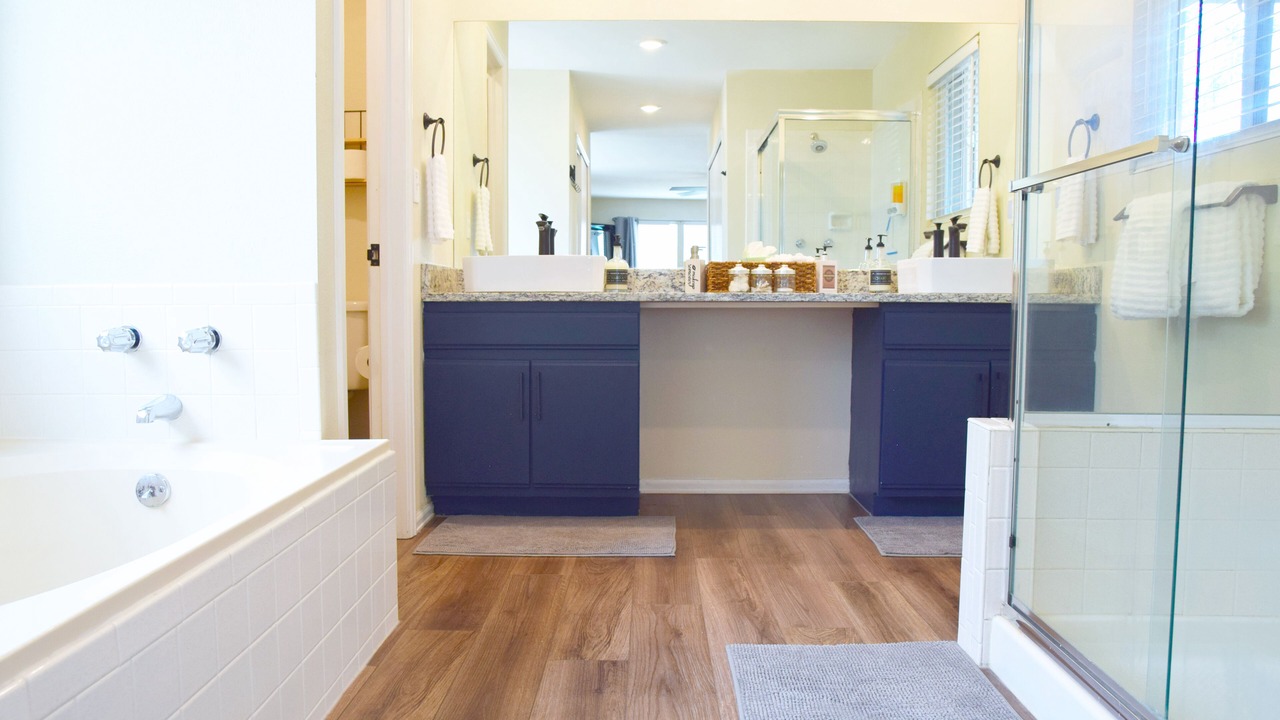 Photo of Bathroom in Cheyenne Meadows