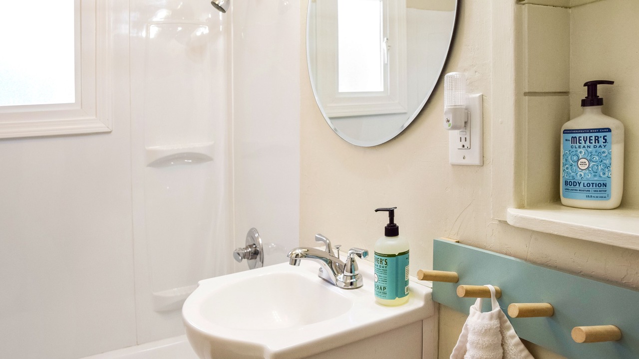 Photo of Bathroom in Broadmoor