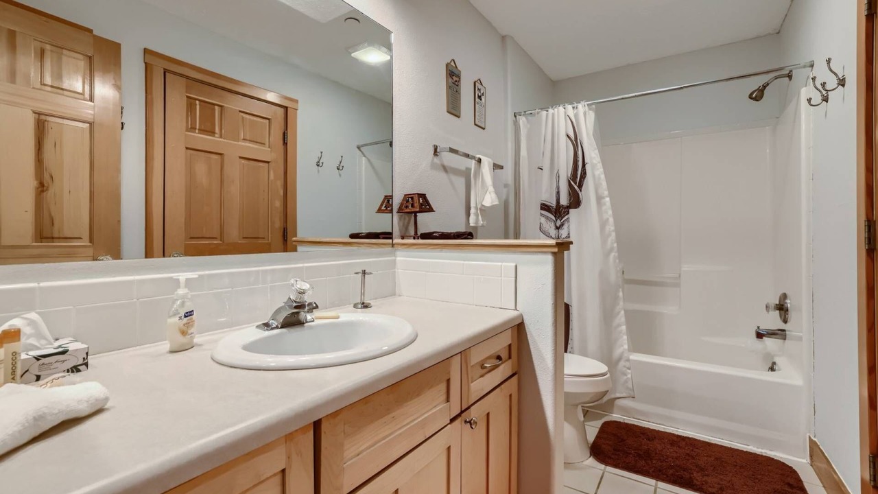 Photo of Bedroom in Quandary Village