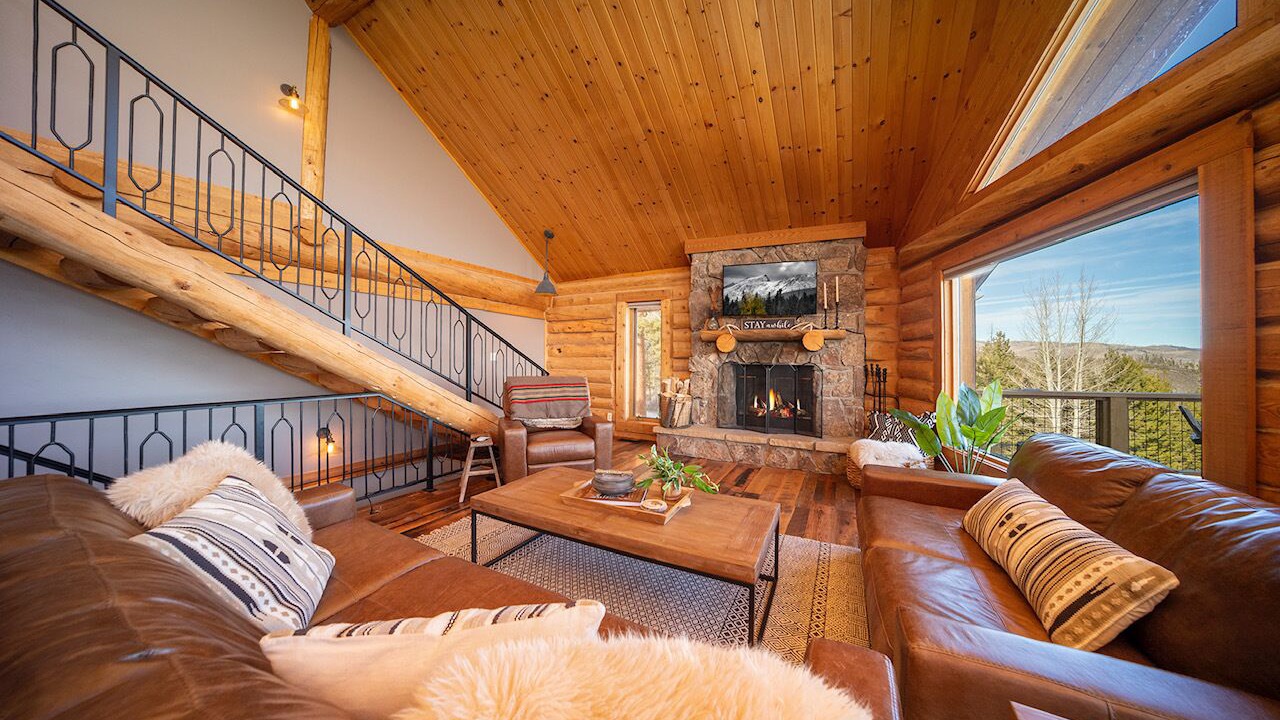 Photo of Livingroom in Homestead Hills