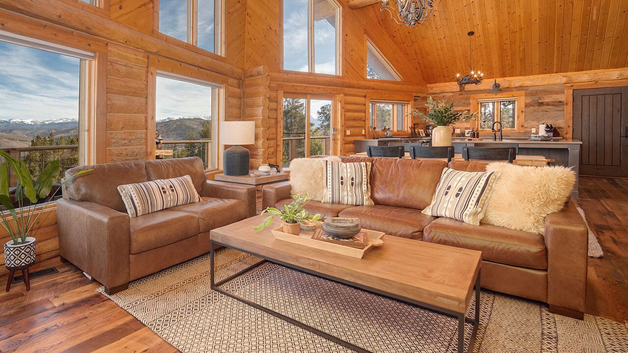 Photo of Livingroom in Homestead Hills