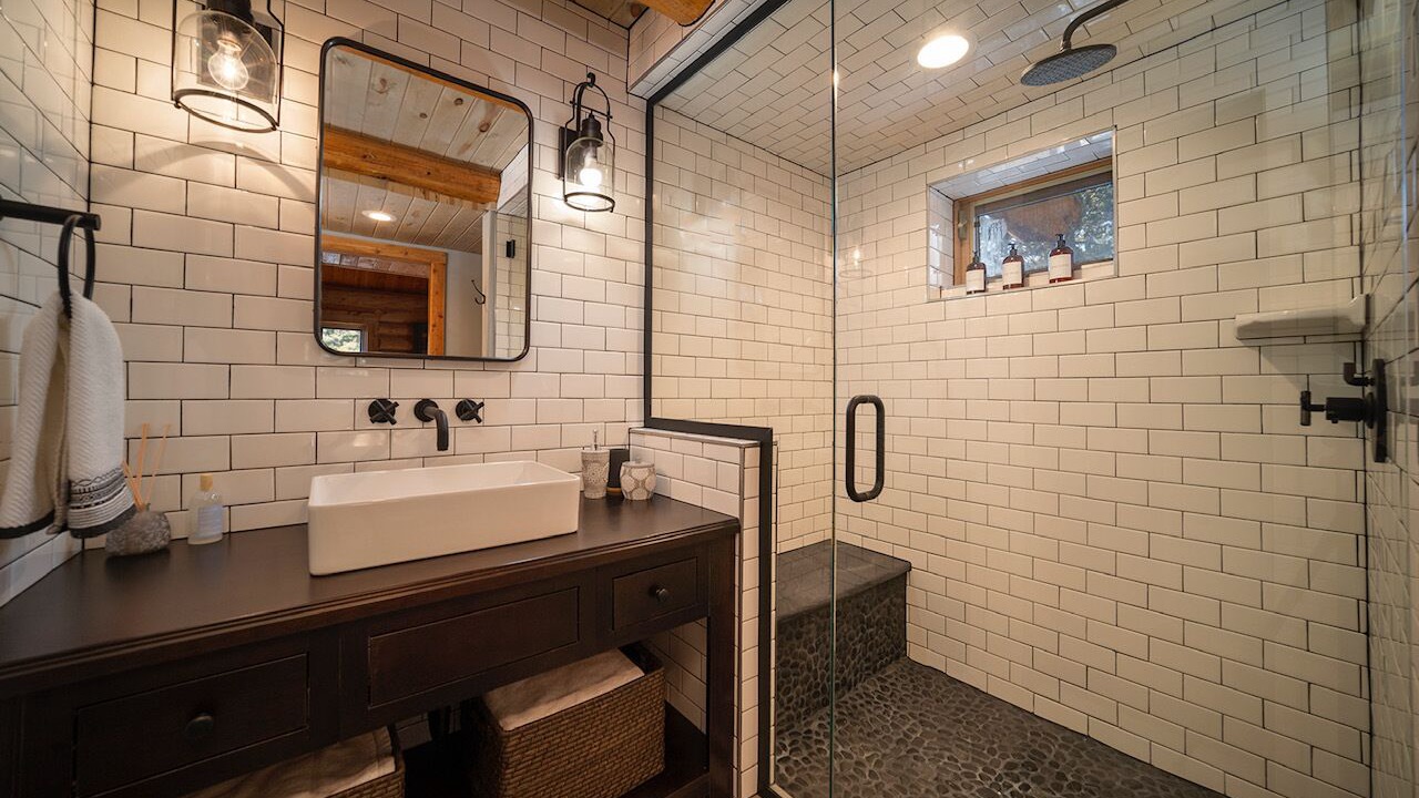 Photo of Bathroom in Homestead Hills