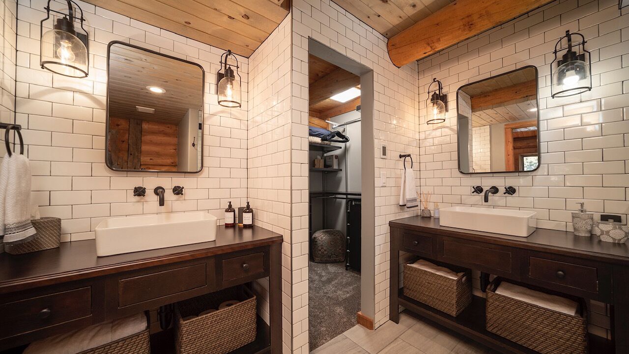 Photo of Bathroom in Homestead Hills