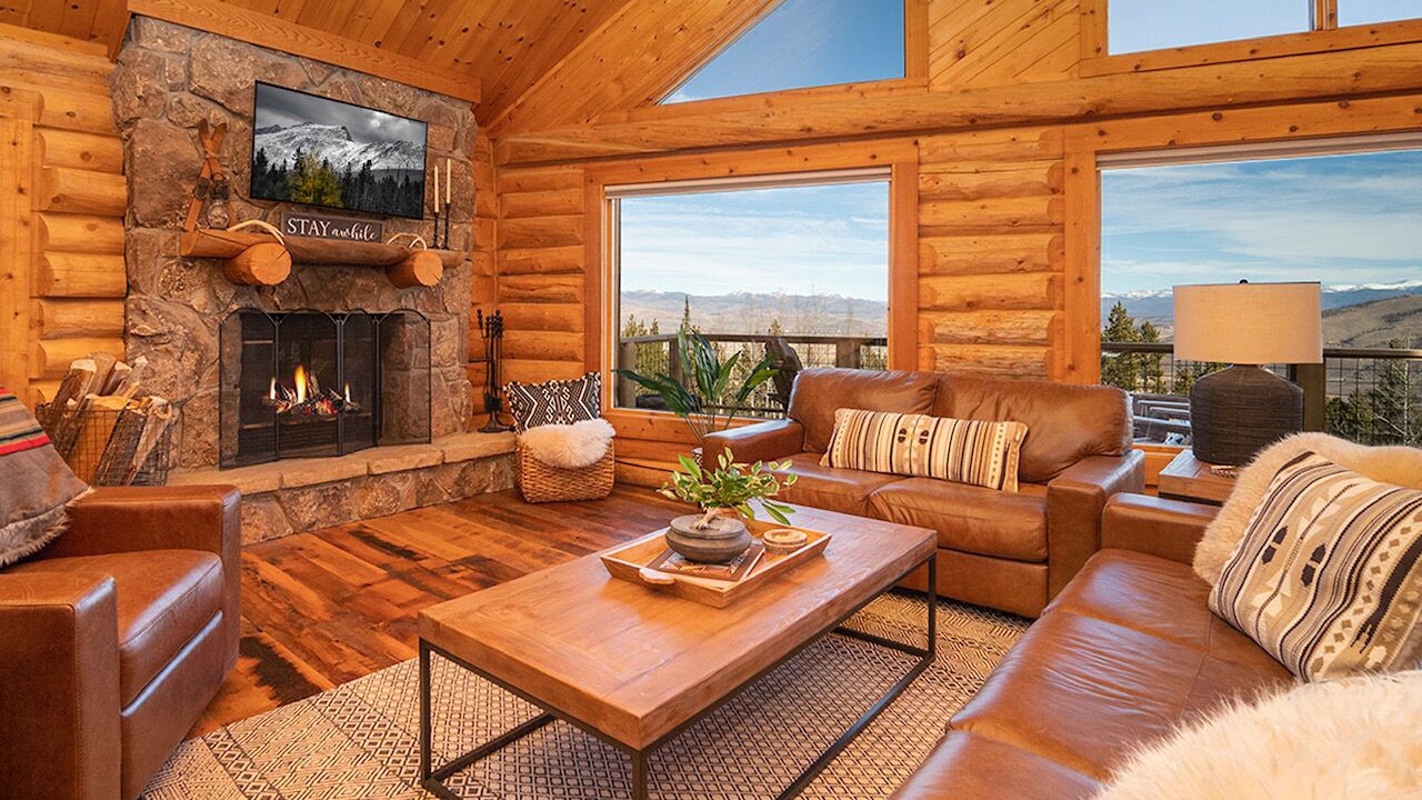 Photo of Livingroom in Homestead Hills