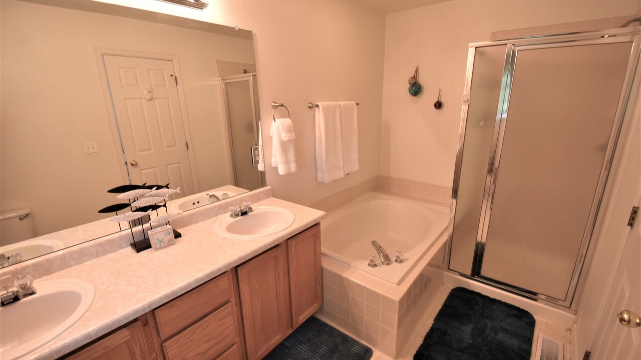 Photo of Bathroom in Dupont