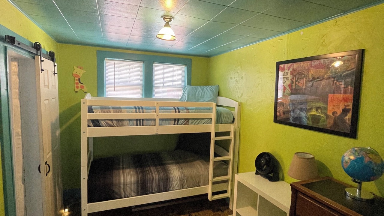 Photo of Bedroom in Louisville