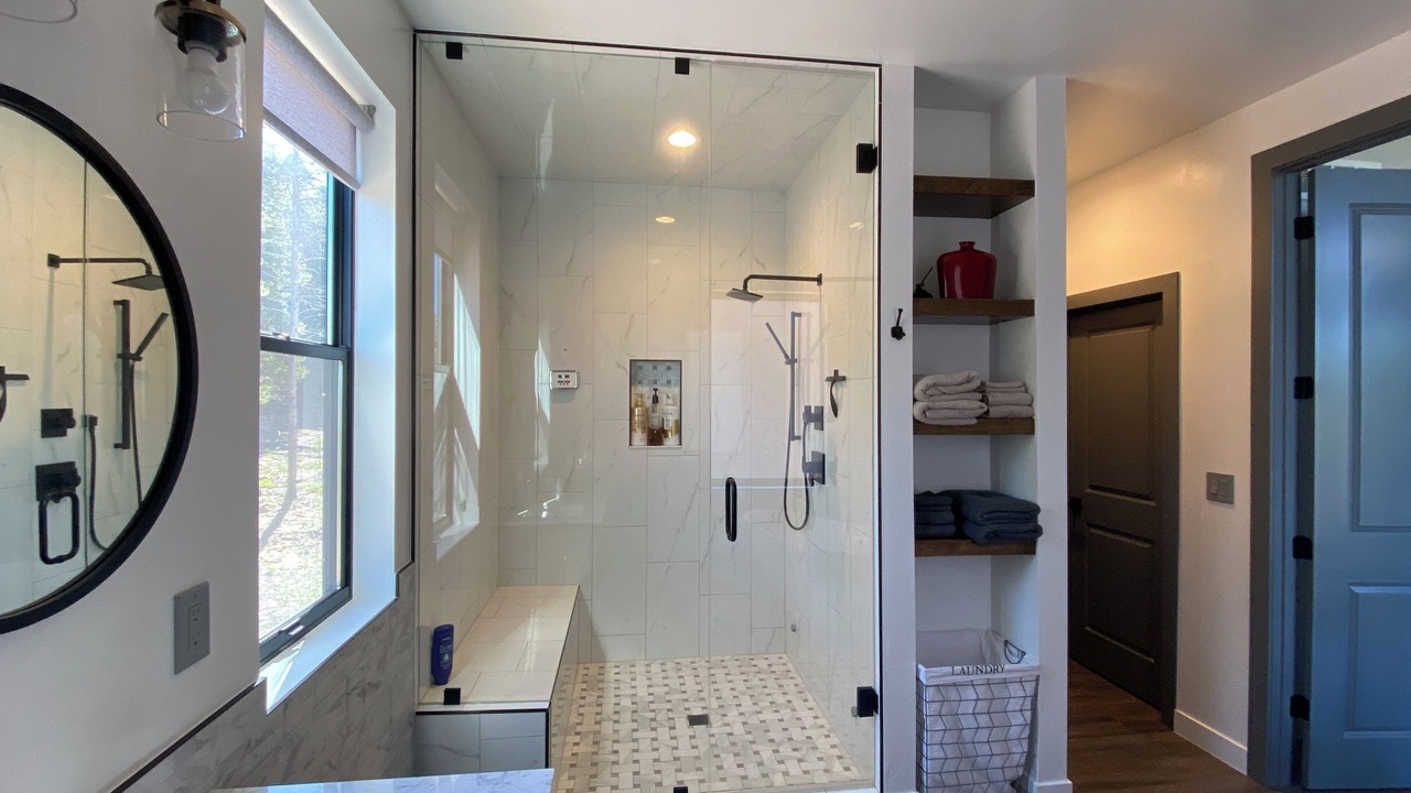 Photo of Bathroom in Black Hawk