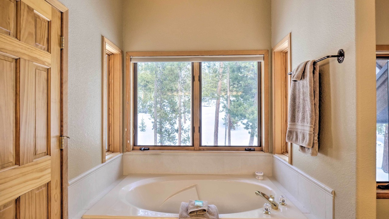 Photo of Bathroom in Fraser
