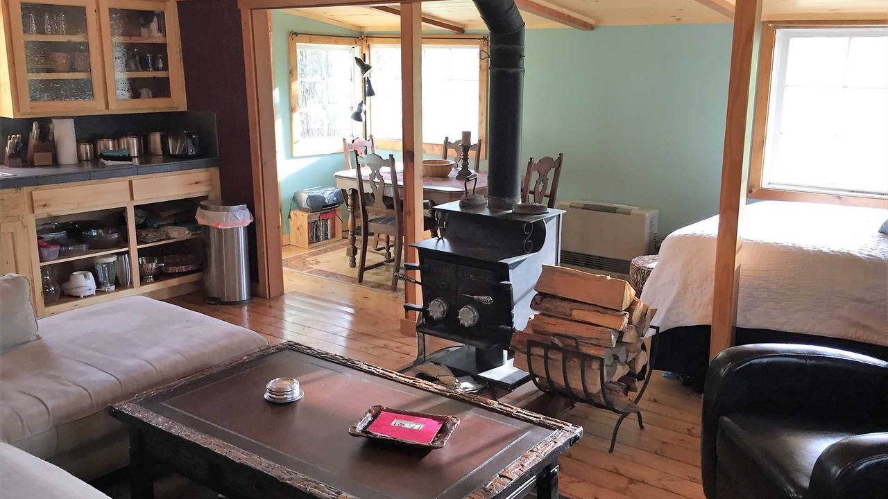Photo of Bedroom in Lake City