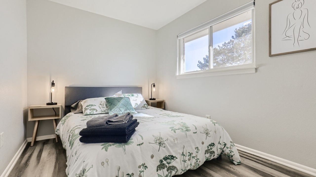 Photo of Bedroom in Dupont