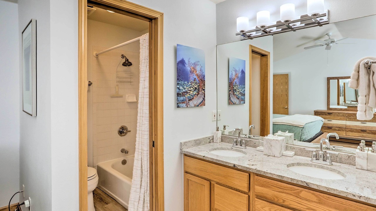 Photo of Bathroom in Edwards