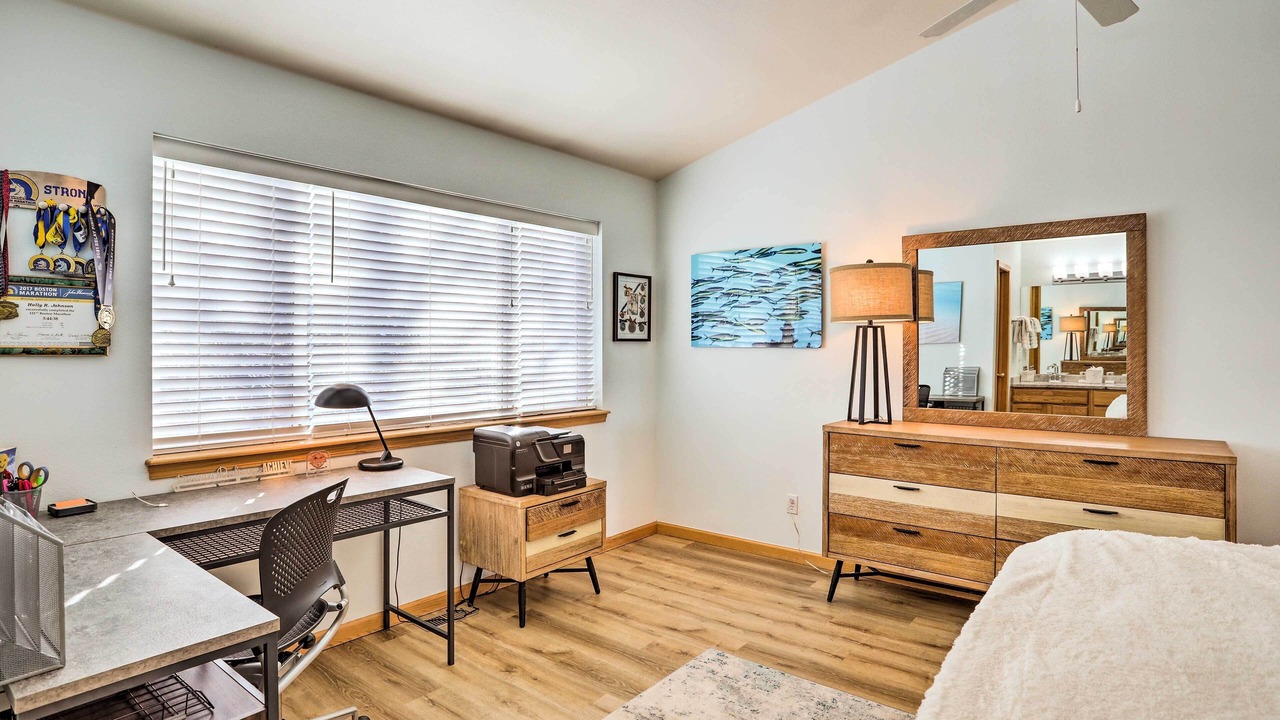 Photo of Bedroom in Edwards