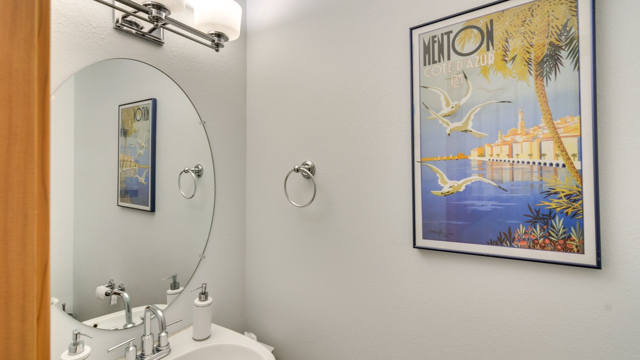 Photo of Bathroom in Edwards