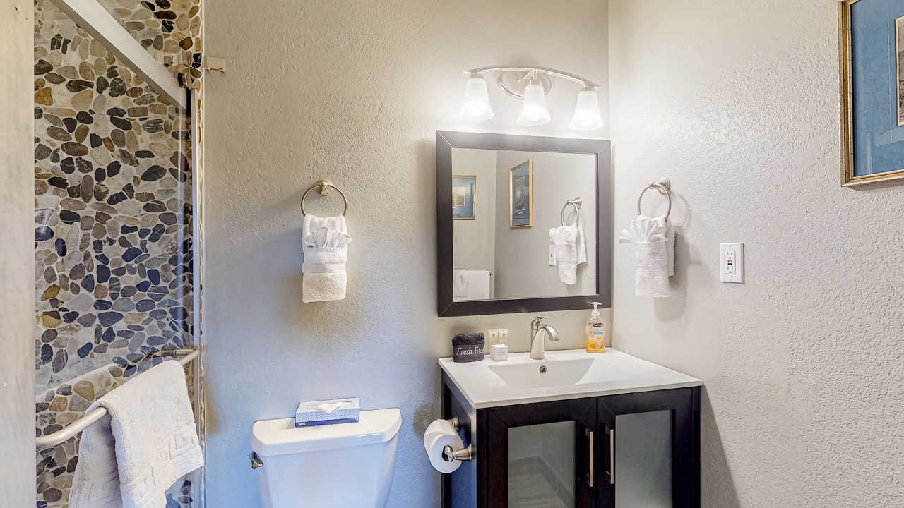 Photo of Bathroom in Frisco