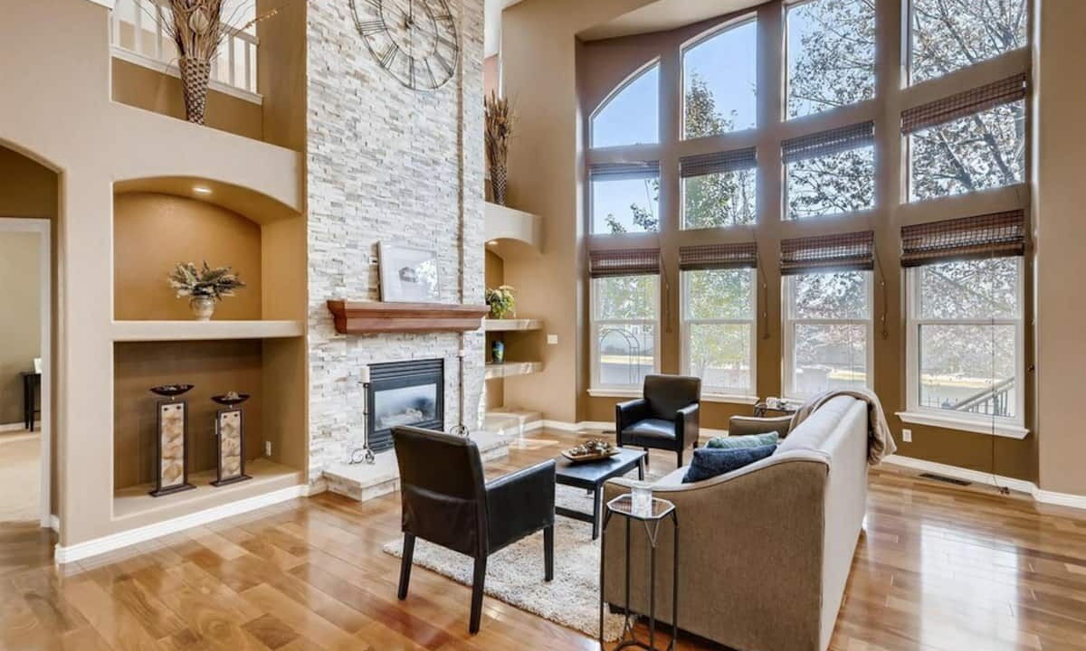 Photo of Livingroom in Columbine