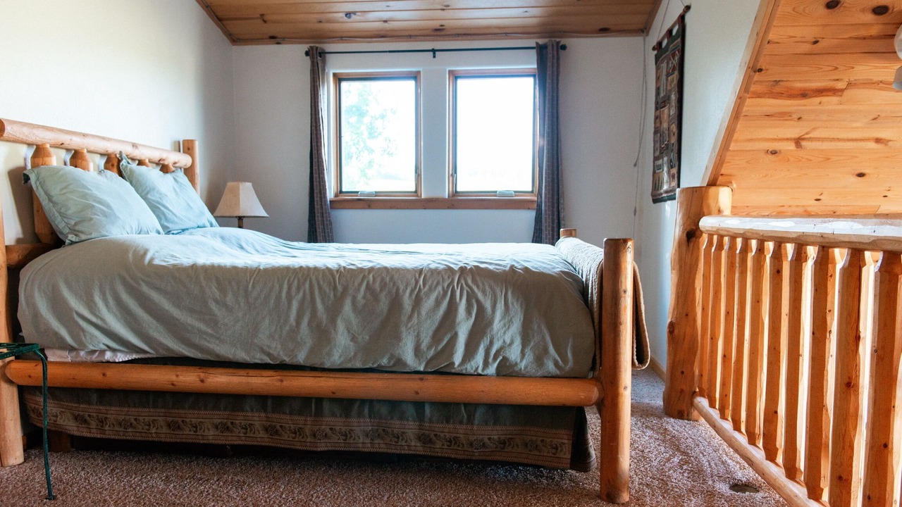 Photo of Bedroom in Michigan Hill