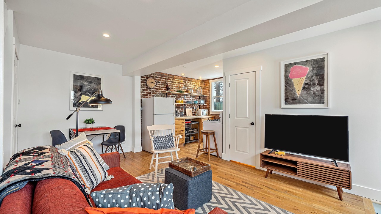 Photo of Livingroom in Sloan Lake
