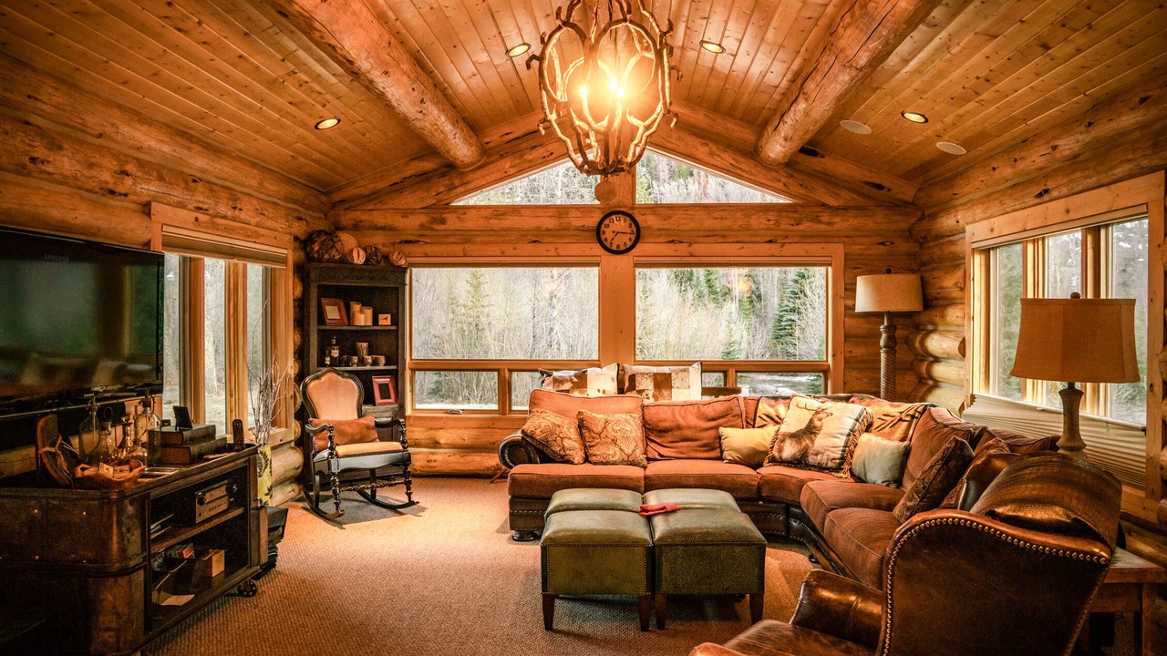 Photo of Bedroom in Lake City
