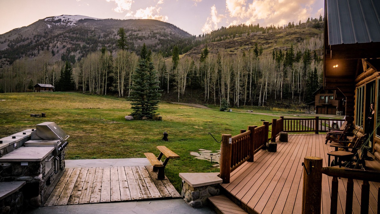 Photo of Patio Balcony in Lake City