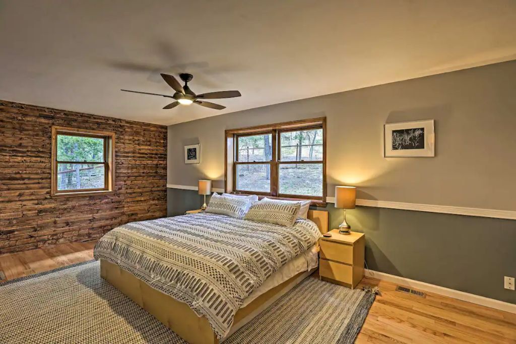 Photo of Bedroom in Shadow Mountain