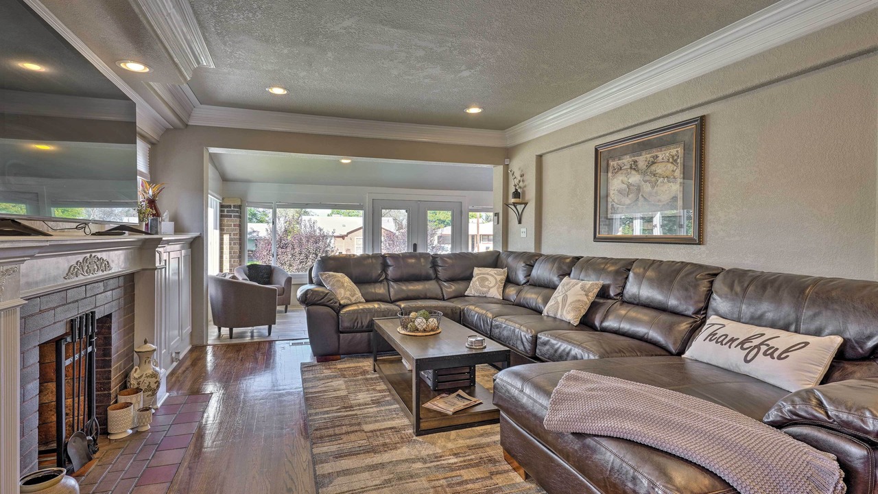 Photo of Livingroom in Pueblo