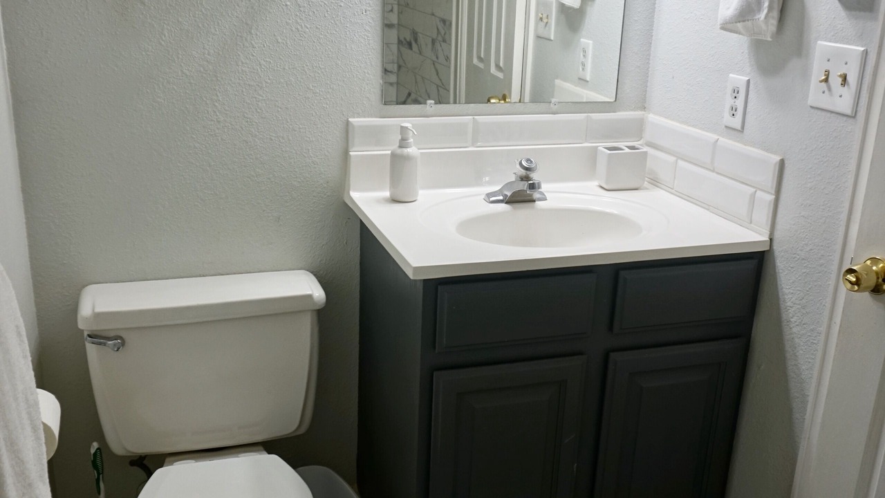 Photo of Bathroom in Cedar Village