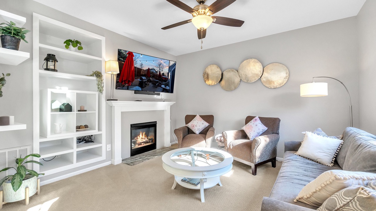 Photo of Livingroom in Parker
