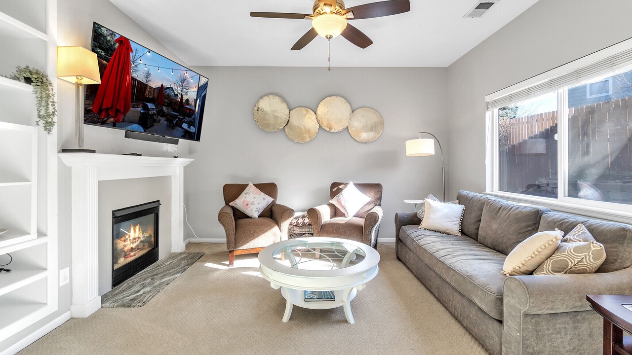 Photo of Livingroom in Parker