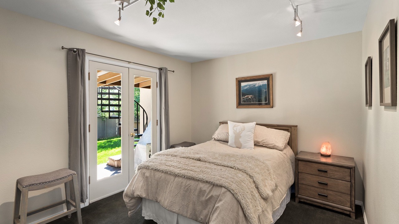 Photo of Bedroom in Carbondale