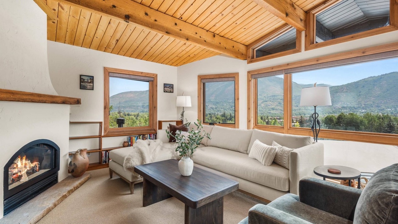 Photo of Bedroom in Aspen