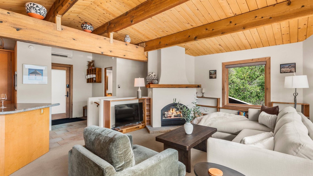 Photo of Livingroom in Aspen