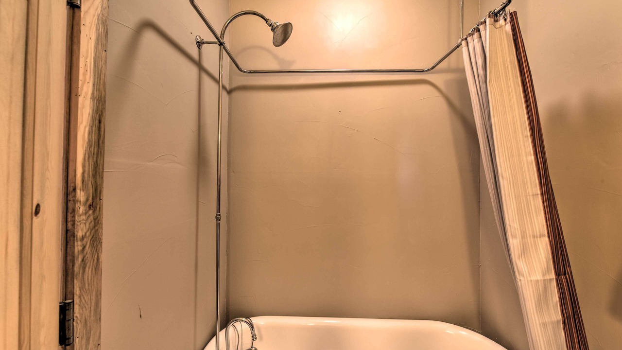 Photo of Bathroom in Twin Lakes