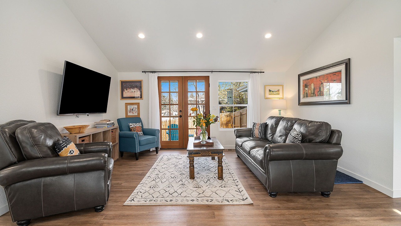 Photo of Livingroom in Castle Rock