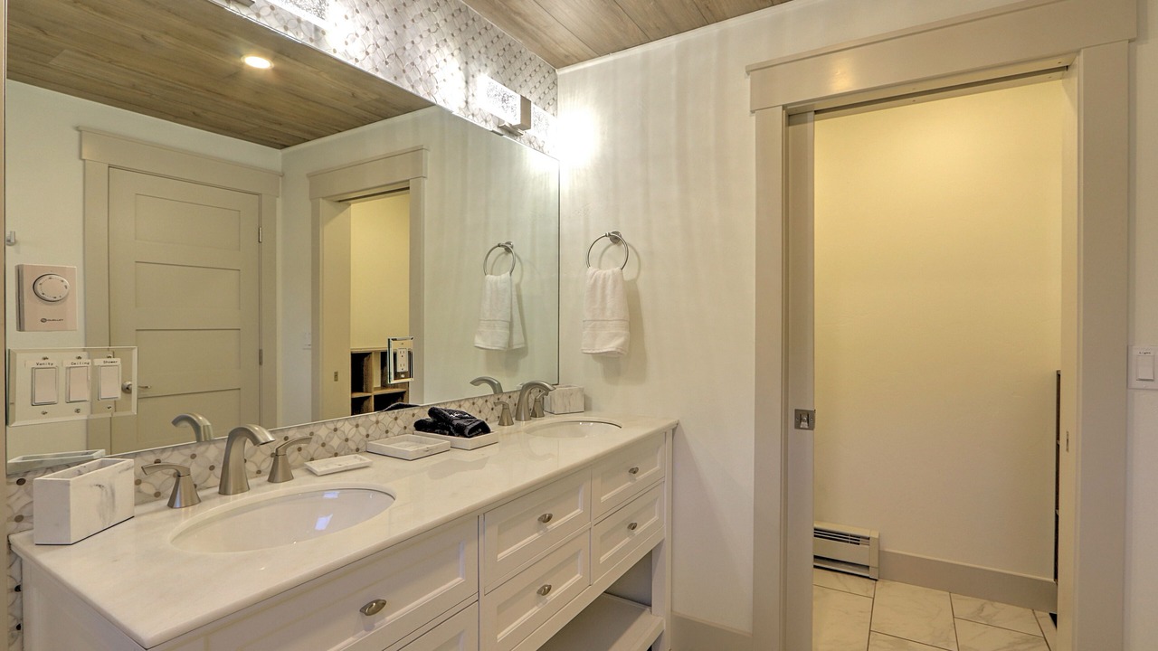 Photo of Bathroom in Glenwood Springs