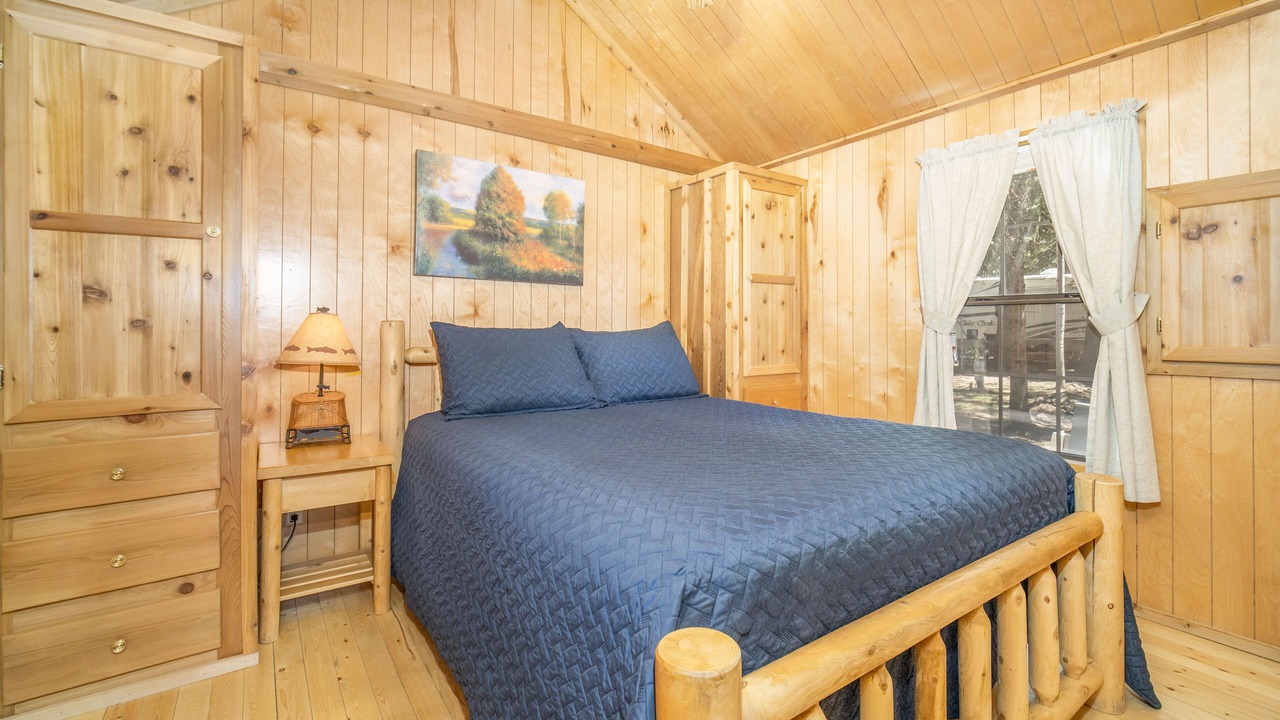 Photo of Bedroom in Bayfield
