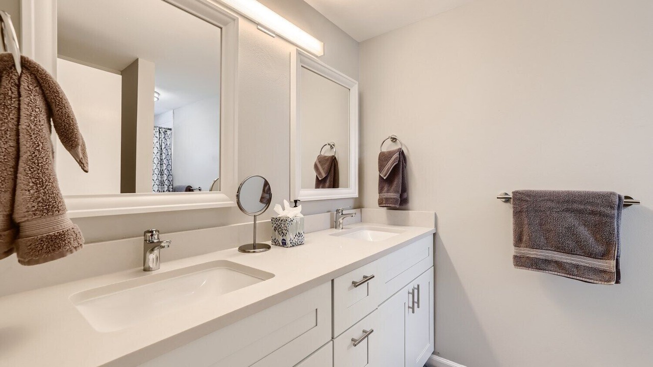 Photo of Bathroom in Edwards